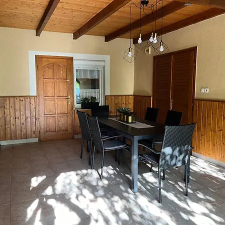 R-Home Apartman Zamardi Exterior photo